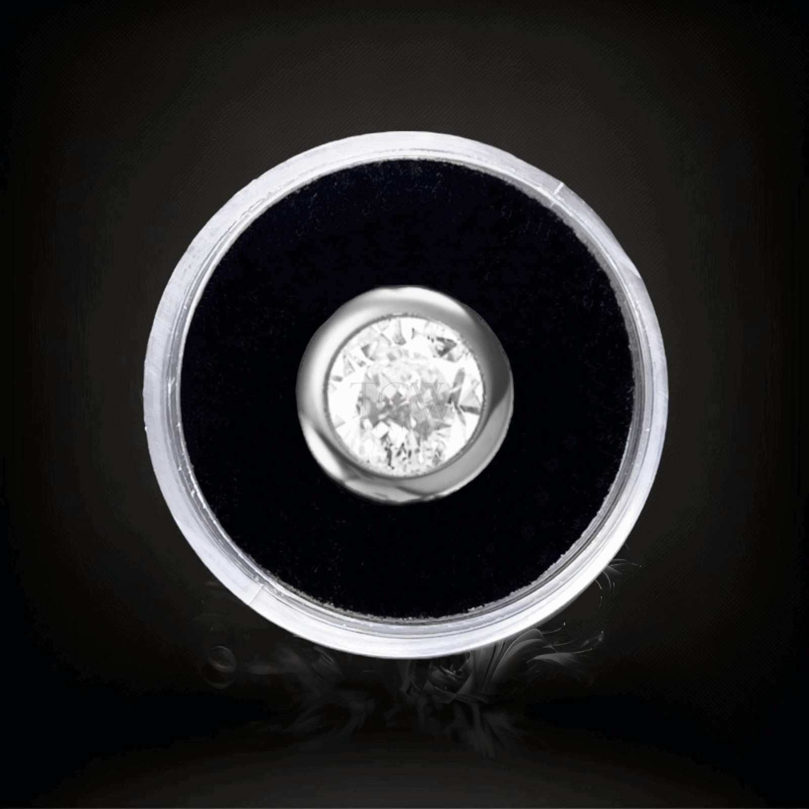 DIAMANT OR BLANC 18K Design : Diamant  Matériel : Or 18 carats   Dimensions :2.5mm  Épaisseur ：1.2mm